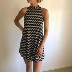 NWT Aqua  Gold & Black “zigzag” dress Sz.M